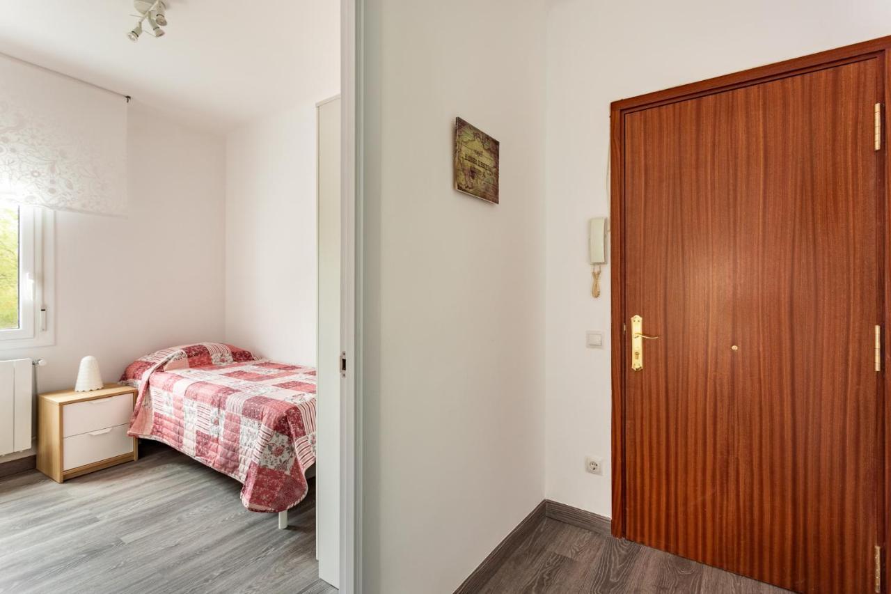 Barca 3 New Lovely Aprtment Near Beach سان أدريان دي بيزوس المظهر الخارجي الصورة